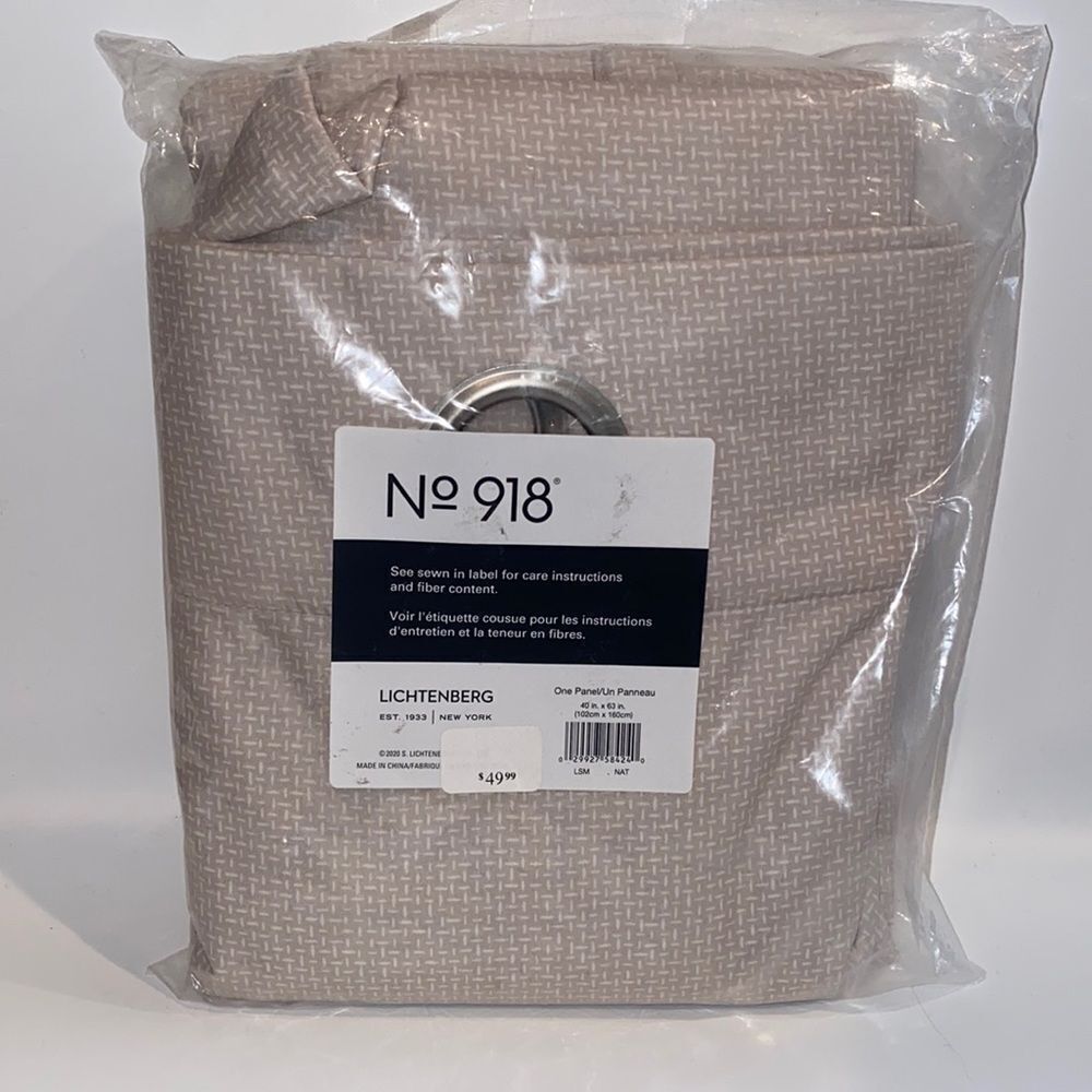 No 918 Brand New Curtain Panel